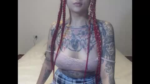 Snapshot of lucy_dreams69 chatting on January 3, 2025, 9:05 pm Lucia online show from January 3, 2025, 9:05 pm