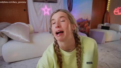 Lucy. online show from October 5, 2025, 11:02 pm