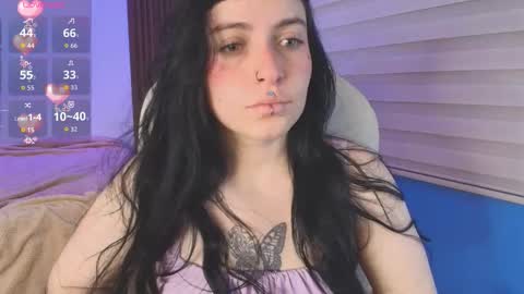 Snapshot of lucy_smith7 chatting on October 2, 2025, 7:43 pm Sofia  online show from October 2, 2025, 7:43 pm