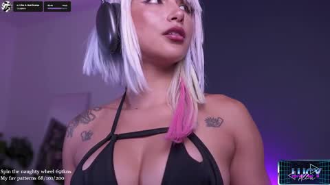 Lucy Alien  online show from October 7, 2025, 9:12 pm