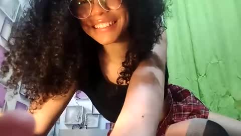 Lucia online show from November 30, 2025, 5:11 am