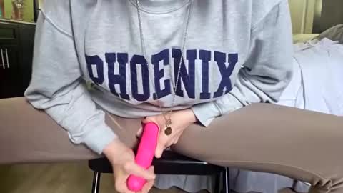 Snapshot of lucyloveslookers78240 chatting on February 13, 2025, 4:07 pm Lucy Loves Lookers online show from February 13, 2025, 4:07 pm