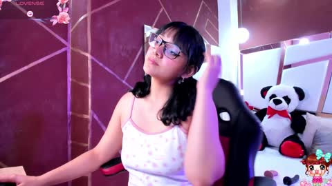 Snapshot of lucyluy chatting on December 4, 2024, 6:33 am Instagramlucyluy10 online show from December 4, 2024, 6:33 am