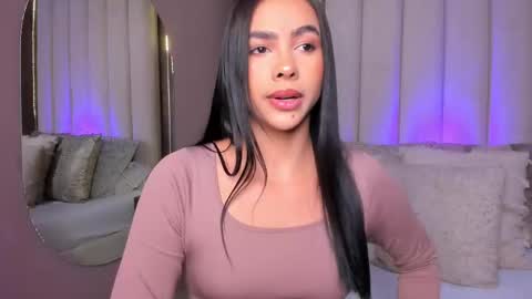 Snapshot of lucysalvatore chatting on October 3, 2025, 4:59 pm Lucy online show from October 3, 2025, 4:59 pm