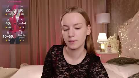 Snapshot of lucyshaw chatting on November 6, 2025, 8:26 am Lucy online show from November 6, 2025, 8:26 am