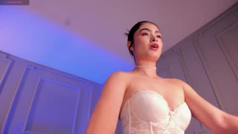 Lucy online show from November 4, 2025, 9:36 pm