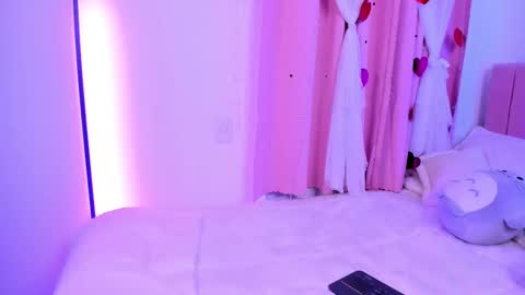 LUCYY FROM HOME  online show from October 4, 2025, 2:42 am