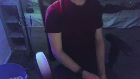 Snapshot of luicferdaroyale chatting on December 17, 2024, 2:01 am LuciferdaRoyale online show from December 17, 2024, 2:01 am