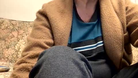 Luis online show from November 23, 2025, 9:47 pm