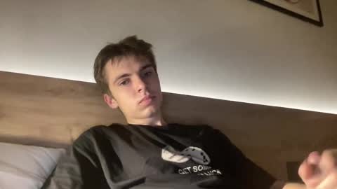 Luis online show from November 14, 2025, 4:38 pm