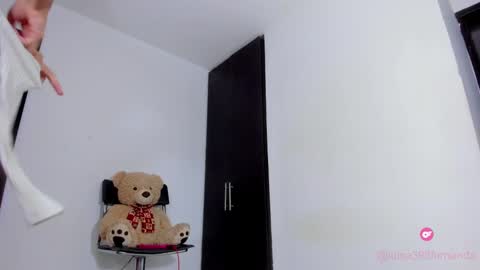   Luisa Fernanda  online show from March 5, 2025, 12:59 am