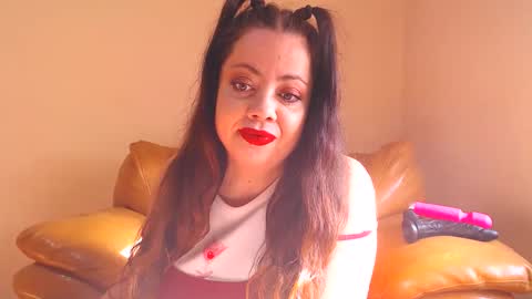 Cassie online show from November 16, 2025, 10:54 am