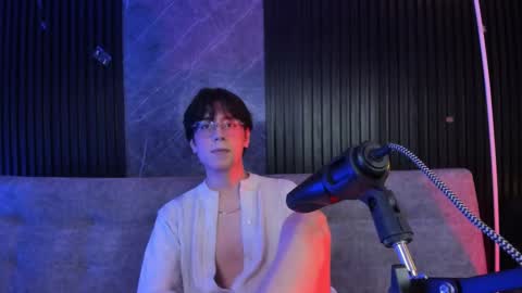 luixdust1 online show from October 28, 2025, 4:16 am