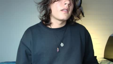 Snapshot of lukashollow chatting on January 19, 2025, 3:18 am lukas 3 online show from January 19, 2025, 3:18 am