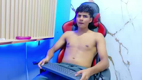 Snapshot of lukasjonss chatting on October 6, 2025, 7:11 pm LukasJonss online show from October 6, 2025, 7:11 pm