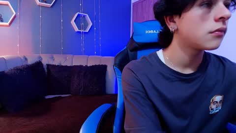 Snapshot of luke_howland chatting on January 12, 2025, 8:14 pm Luke online show from January 12, 2025, 8:14 pm