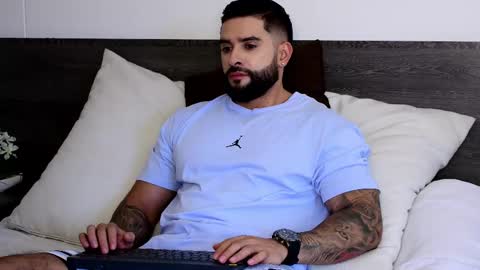 Snapshot of lukhass chatting on October 1, 2025, 7:20 pm Lukhas f4f online show from October 1, 2025, 7:20 pm