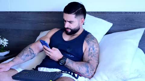 Snapshot of lukhass chatting on October 7, 2025, 5:21 pm Lukhas f4f online show from October 7, 2025, 5:21 pm