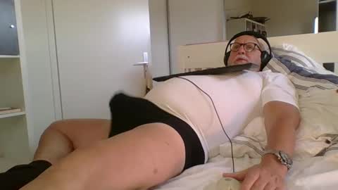 Snapshot of luley58 chatting on December 26, 2024, 9:01 am luley58 online show from December 26, 2024, 9:01 am