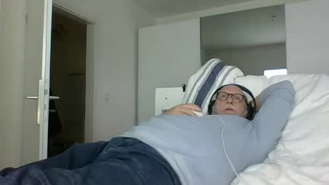 Snapshot of luley58 chatting on January 30, 2025, 3:40 pm luley58 online show from January 30, 2025, 3:40 pm