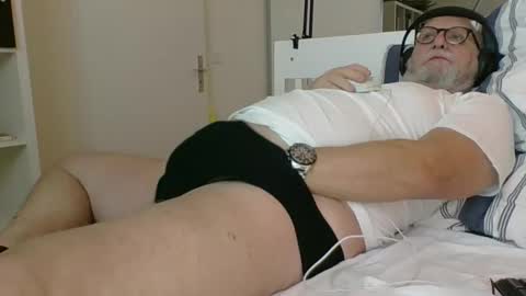 Snapshot of luley58 chatting on February 13, 2025, 6:30 am luley58 online show from February 13, 2025, 6:30 am