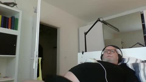 Snapshot of luley58 chatting on February 27, 2025, 2:53 am luley58 online show from February 27, 2025, 2:53 am