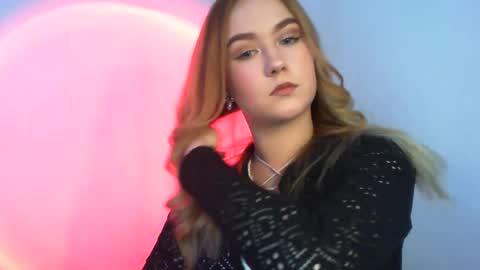 Snapshot of lulu_baby1 chatting on February 8, 2025, 1:22 pm Lulu Baby18 online show from February 8, 2025, 1:22 pm