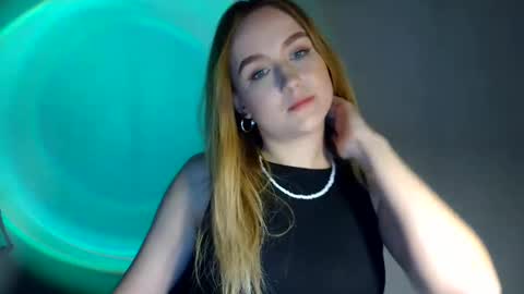 Snapshot of lulu_baby1 chatting on February 26, 2025, 10:20 pm Lulu Baby18 online show from February 26, 2025, 10:20 pm