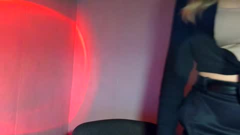 Snapshot of lulu_baby1 chatting on March 1, 2025, 5:27 pm Lulu Baby18 online show from March 1, 2025, 5:27 pm