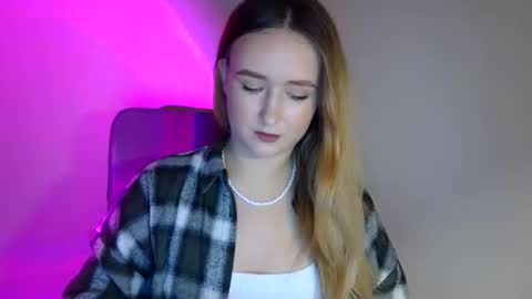 Snapshot of lulu_baby1 chatting on November 8, 2025, 8:03 am Lulu Baby18 online show from November 8, 2025, 8:03 am