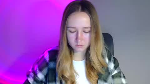 Snapshot of lulu_baby1 chatting on November 23, 2025, 8:03 am Lulu Baby18 online show from November 23, 2025, 8:03 am