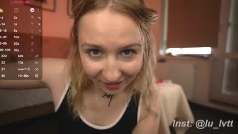 Snapshot of lulu_lovett chatting on September 14, 2025, 10:36 am lulu_lovett online show from September 14, 2025, 10:36 am