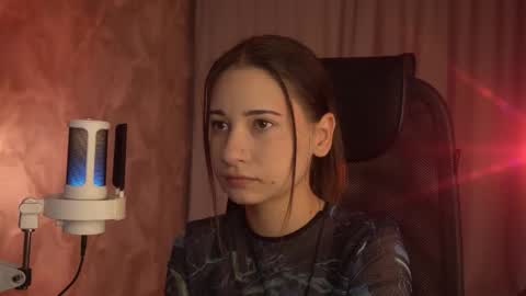 Snapshot of lumenova chatting on September 20, 2025, 12:00 am Amelia online show from September 20, 2025, 12:00 am