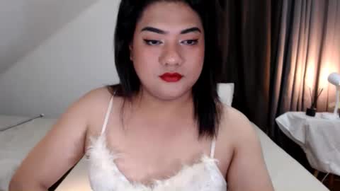 Snapshot of luminagandara chatting on January 4, 2025, 3:07 pm QueenBritney online show from January 4, 2025, 3:07 pm