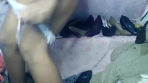 Luna online show from November 7, 2025, 6:24 am