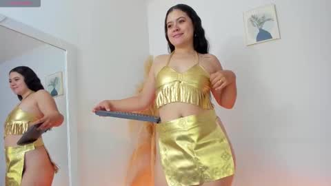 Snapshot of luna__699 chatting on October 24, 2025, 11:06 am Lunita  online show from October 24, 2025, 11:06 am