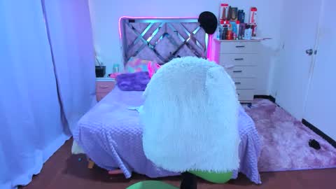 Snapshot of luna_analya chatting on November 4, 2025, 4:50 pm luna_analya online show from November 4, 2025, 4:50 pm