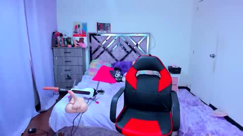 Snapshot of luna_analya chatting on December 3, 2025, 11:41 am luna_analya online show from December 3, 2025, 11:41 am