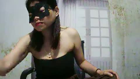 luna_beauty25 online show from October 26, 2025, 12:27 am