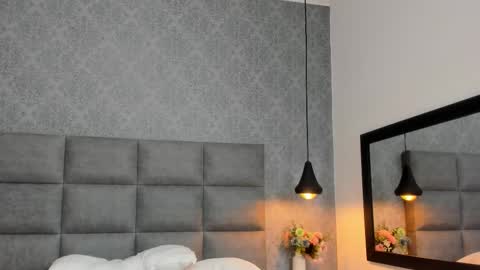 Snapshot of luna_bella3 chatting on November 15, 2025, 10:56 am Luna online show from November 15, 2025, 10:56 am