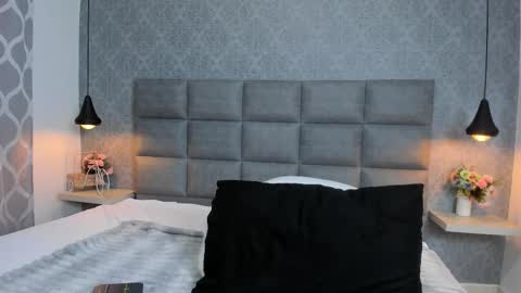 Snapshot of luna_bella3 chatting on November 22, 2025, 11:09 am Luna online show from November 22, 2025, 11:09 am