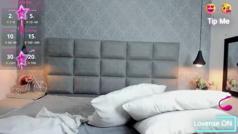 Snapshot of luna_bella3 chatting on December 14, 2025, 9:58 am Luna online show from December 14, 2025, 9:58 am