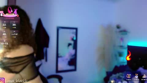 Luna online show from October 4, 2025, 9:46 pm
