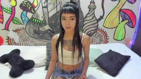 Snapshot of luna_gc chatting on February 24, 2025, 7:19 pm luna_gc online show from February 24, 2025, 7:19 pm