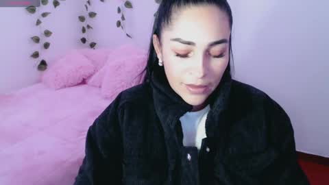Snapshot of luna_lgomez chatting on March 8, 2025, 2:08 pm luna online show from March 8, 2025, 2:08 pm