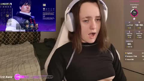 luna_loveeee online show from December 4, 2025, 5:17 am