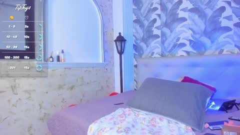 Luna Morgan online show from February 16, 2025, 6:54 am