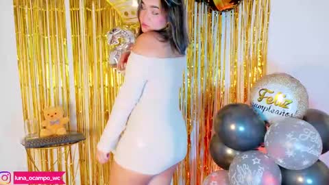   online show from November 12, 2025, 9:03 pm