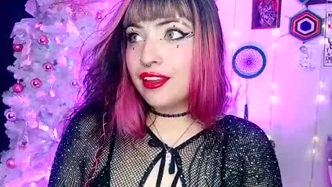Snapshot of luna_ray420 chatting on December 21, 2024, 1:26 am MISS LUNA online show from December 21, 2024, 1:26 am