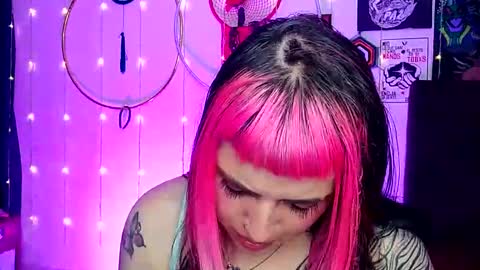 Snapshot of luna_ray420 chatting on February 7, 2025, 3:12 am MISS LUNA online show from February 7, 2025, 3:12 am